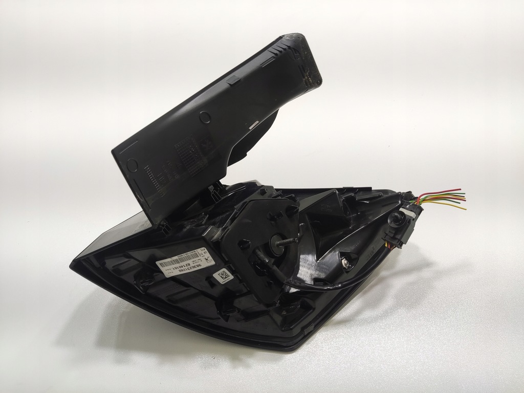 фото №9, Лампа ліва лівий задня задня w крила peugeot 3008 ii 9836231280 2020-2024