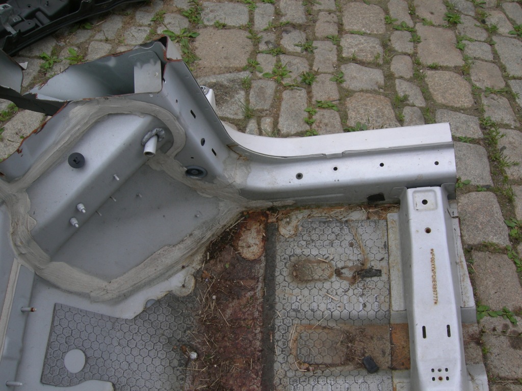 фото №3, Mondeo mk5 чверть блок двигуна поріг правий перед