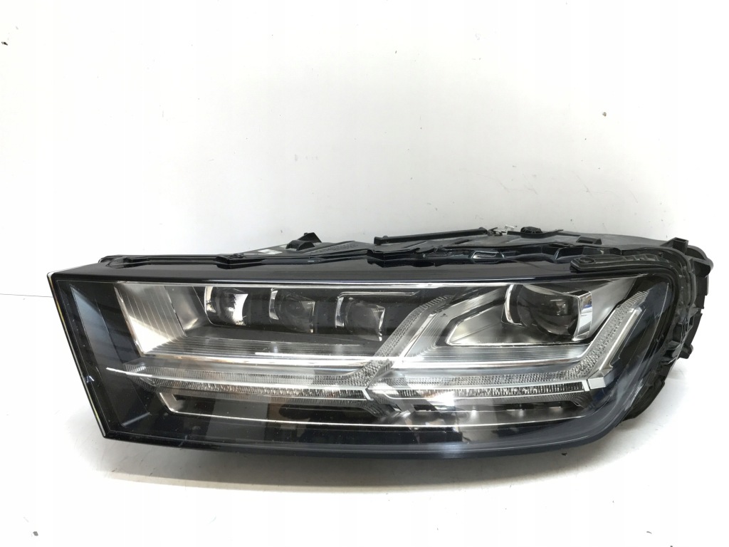 фото №1, Лампа фара лівий audi q7 matrix 4m0 4m0941783c