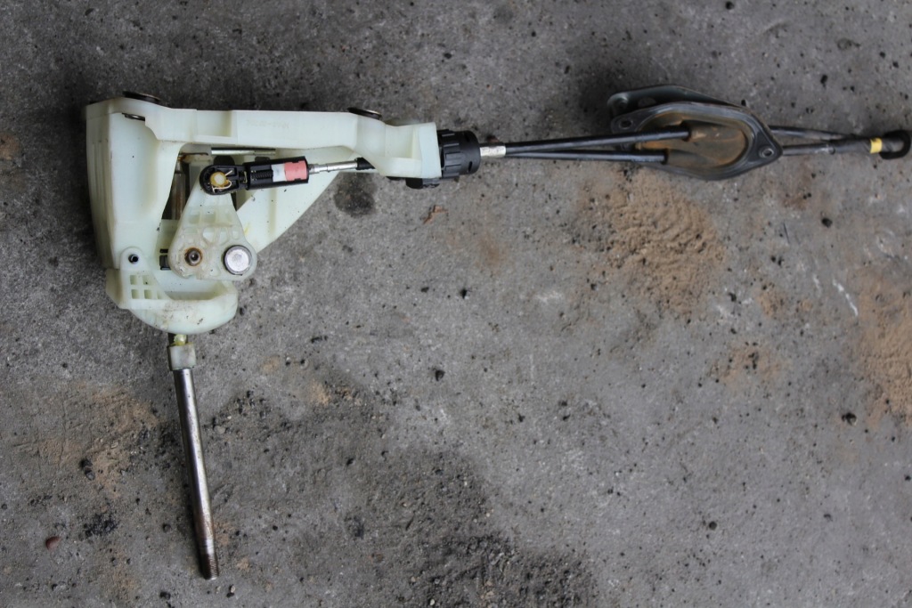 фото №11, Троси перемикання передач 6 передач rav 4 iii 2.2 d4d 06-12r