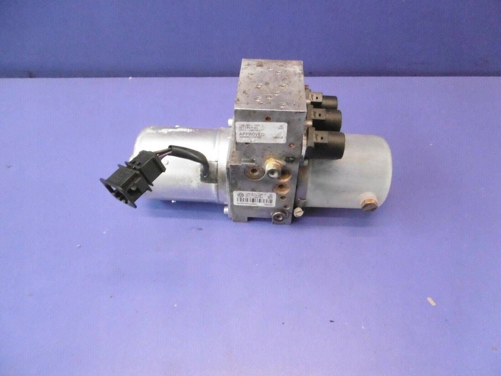 фото №1, Vw eos 1f насос дах 1q0871789c