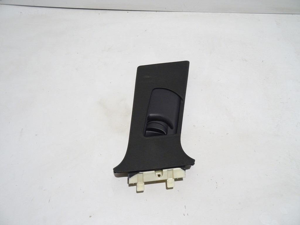 фото №1, Audi a4 b7 защита стойка правая 8e0867294