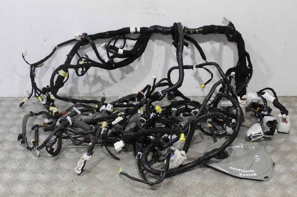 фото №1, Жгут электрическая салона micra v 5 k14