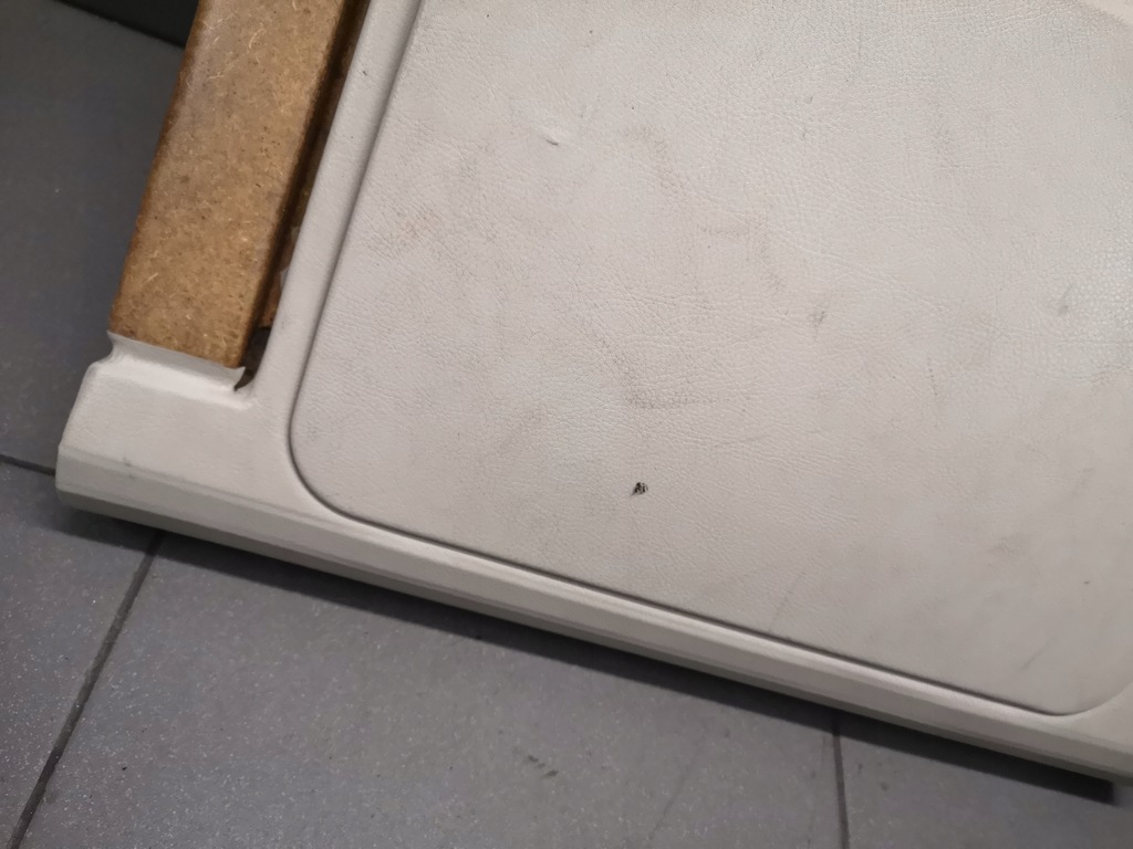 фото №9, Корпус сиденье правый перед задняя audi a8 d2 krem