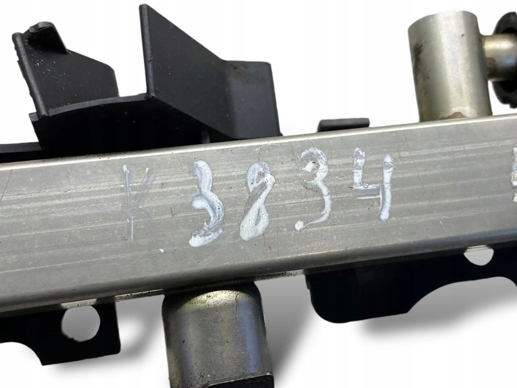 Bmw 3 e46 1800cm3 бензин шланг топливный k3834 с Разборки