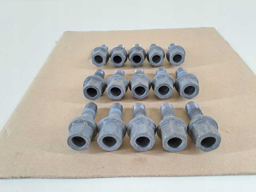 фото №1, Болты крепёжные шпильки колеса kół диск dacia logan iii 3 sandero 21r