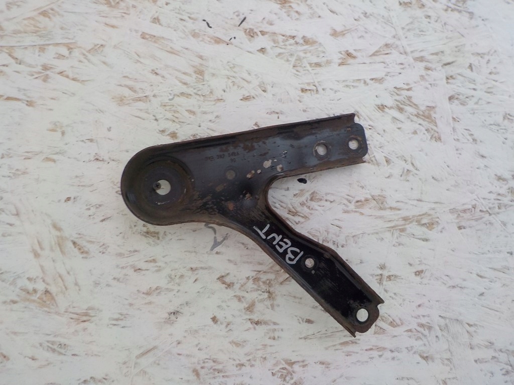 фото №1, Кронштейн підрамник підрамник перед bentley continental