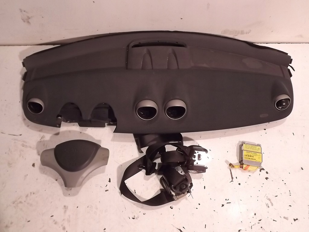 фото №1, Smart forfour консоль приборная панель подушка безопасности 04-06 rok !!