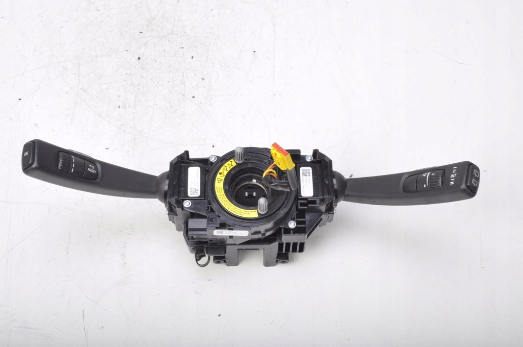 фото №1, Volvo v40 ii перемикач комбінований 31343021 стрічка