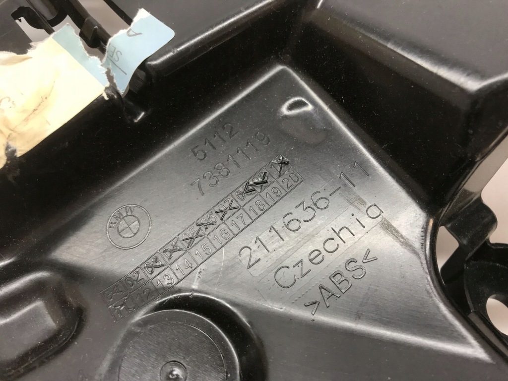 Bmw x1 f48 направляющая бампера левый задняя 7381119 Киев