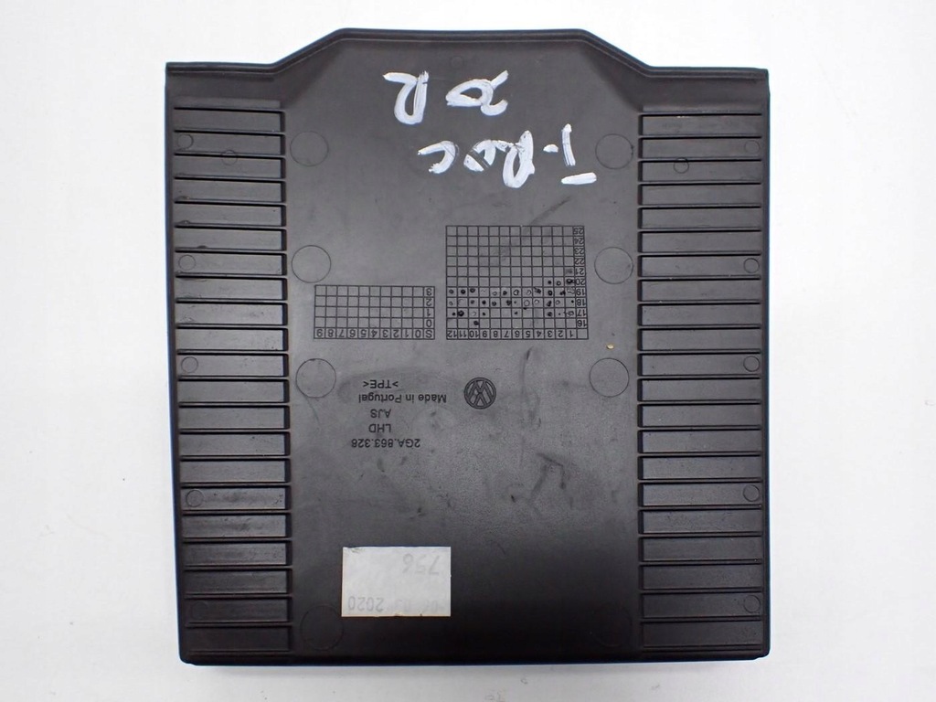 фото №2, Гумовий елемент вкладиш захист бардачка тунель europa 2ga863328 vw t-roc 20r