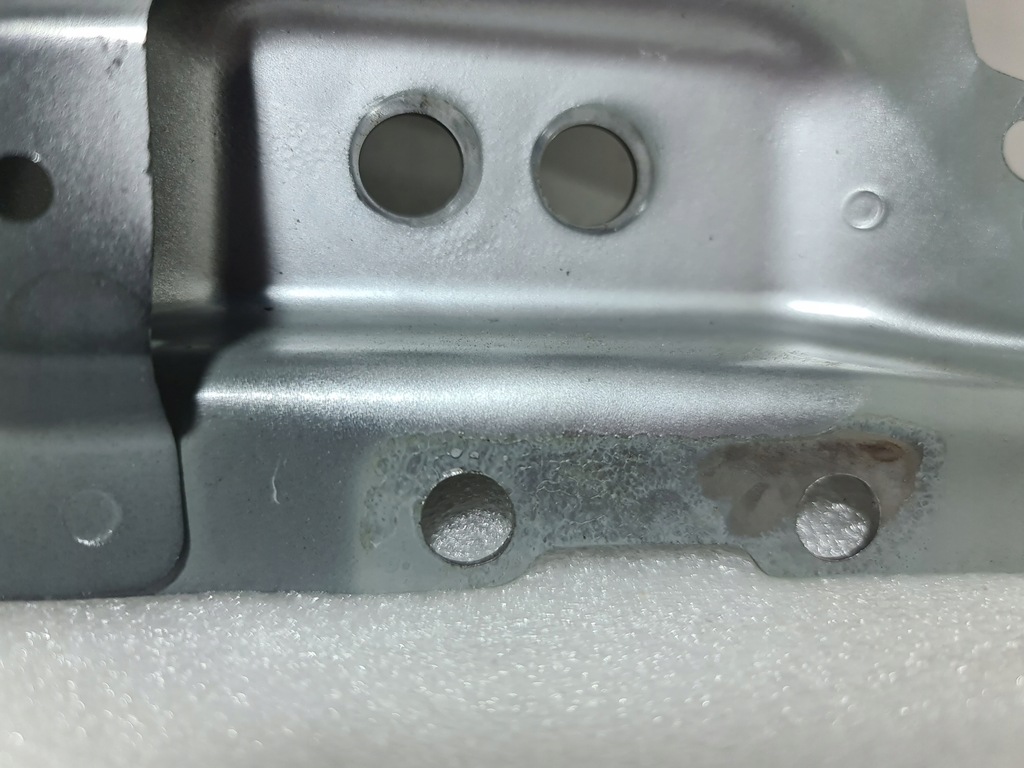 фото №4, Toyota ch-r 16- обшивка поперечина задня