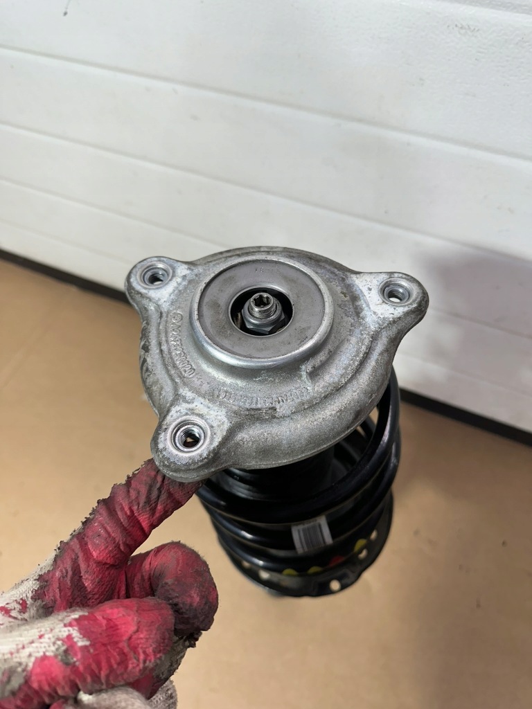 Амортизатор правый перед, правый передний mercedes eqa w243, h243 Киев