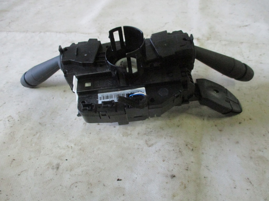 фото №11, Переключатели лента переключатели peugeot 2008 ii 98369240zd00