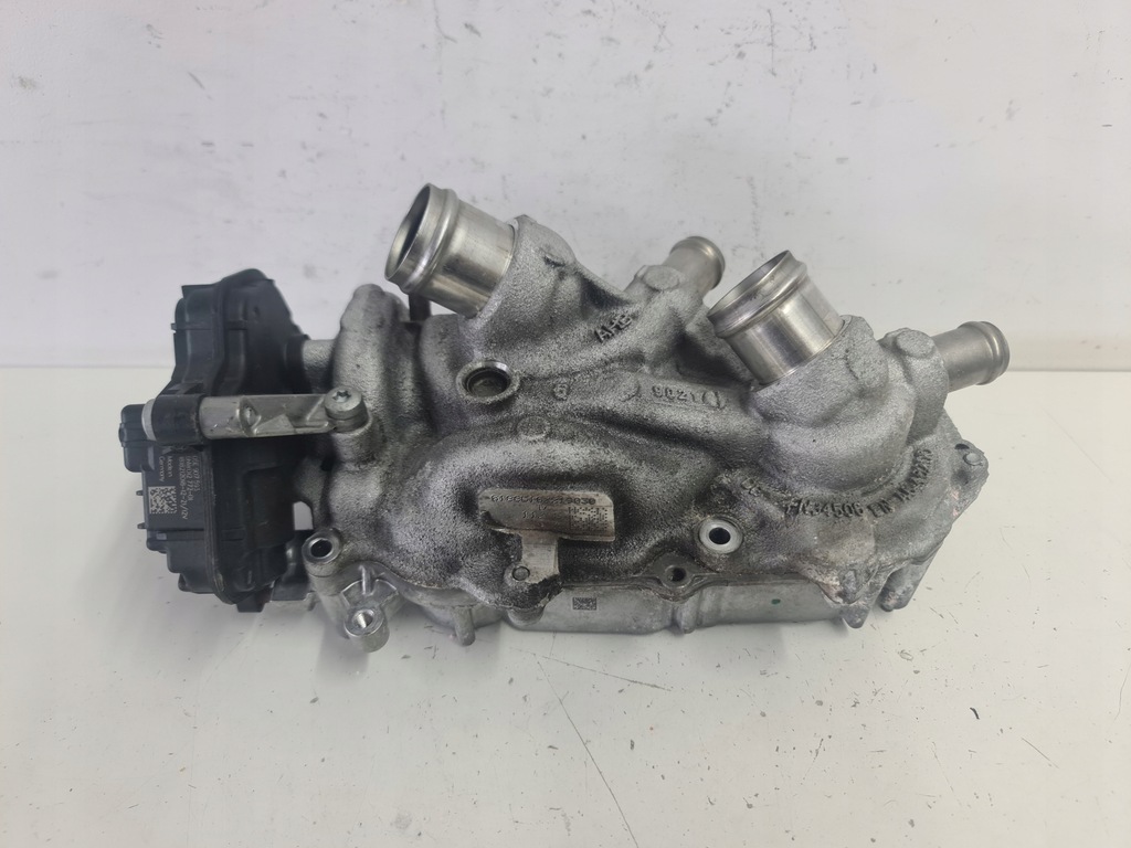 фото №1, Насос wody регулятор vw audi 05e907593 05e121042