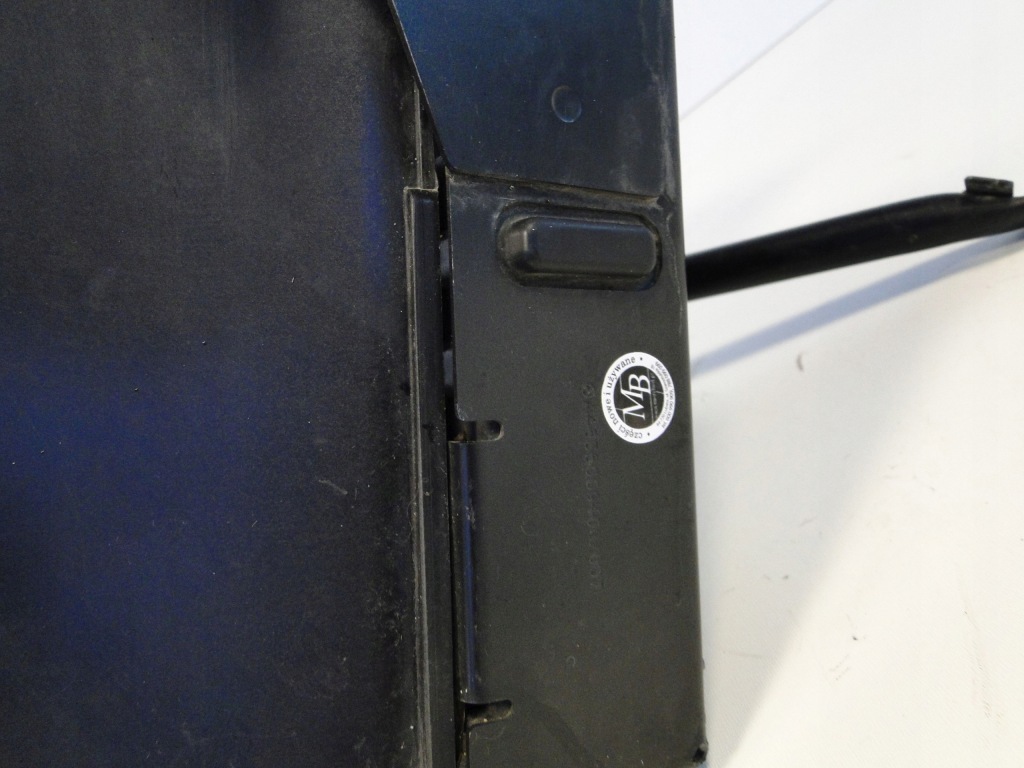 Купить Mercedes радиатор воды w подкрылок правое g klasa 465 w465 a4635009400