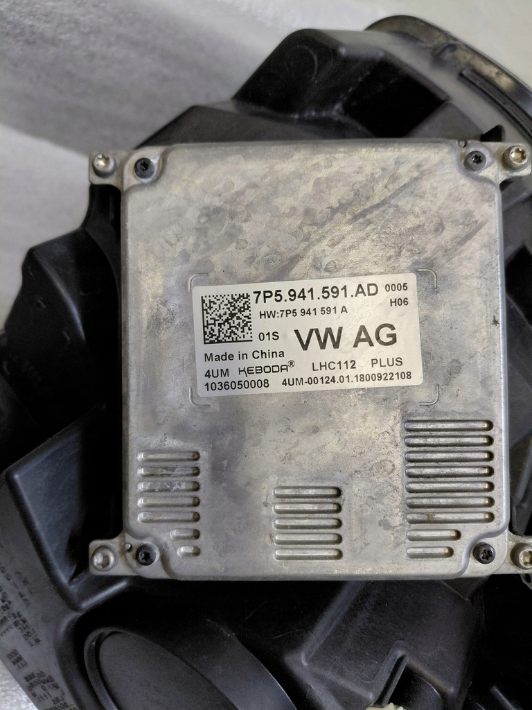 фото №13, Лампа права правий перед skoda karoq full led eu оригінал ładna