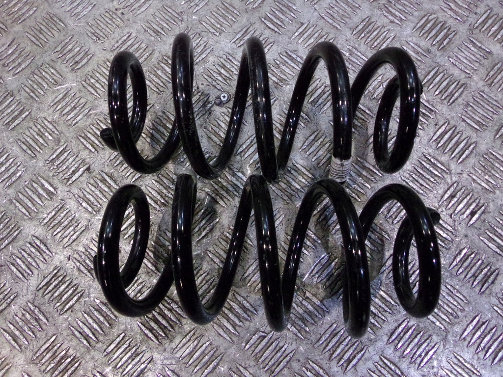 фото №4, Mini f54 clubman s jcw пружина подвеска задняя