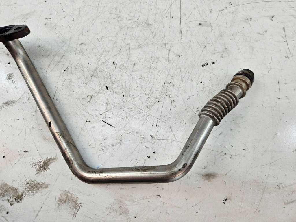 Nissan juke i f15 1.5 dci k9k21 шланг масляний мащення турбіни Недорого