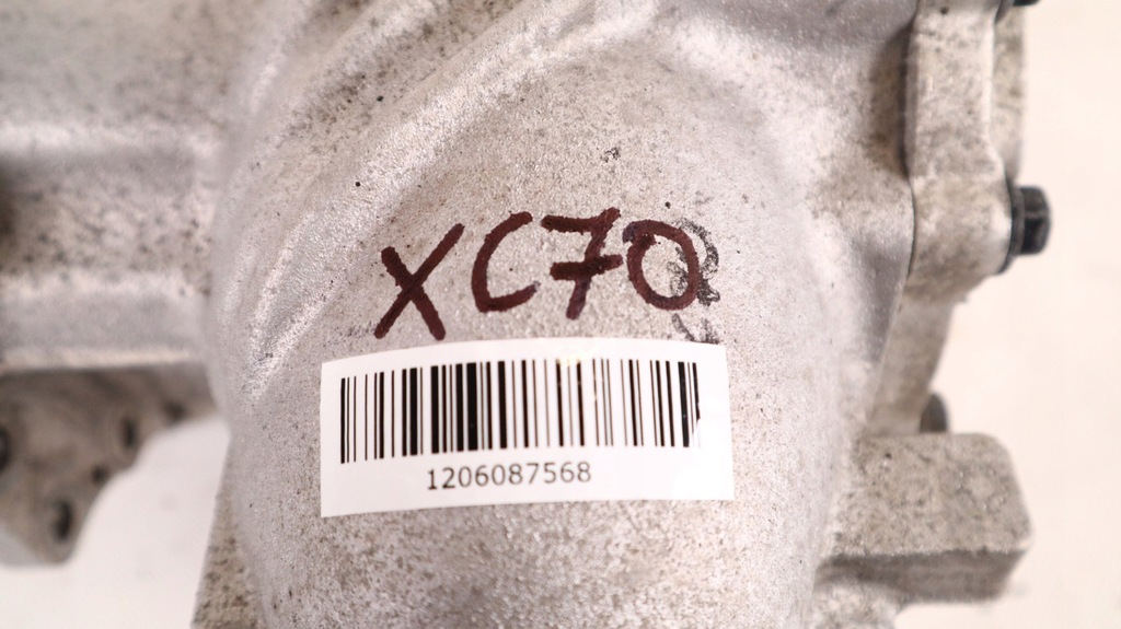 фото №10, Volvo xc70 2.4 d5 редуктор перед 30700016