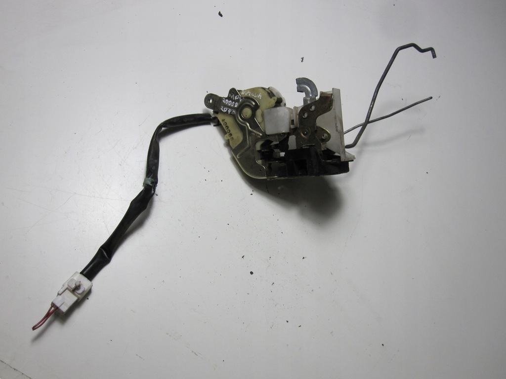 фото №3, Замок дверь передний правый mazda mpv 2000r