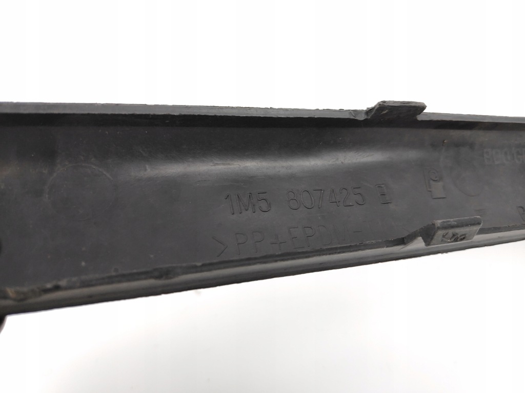 фото №12, Seat toledo ii молдинг бампера лівий задня 1m5807425e
