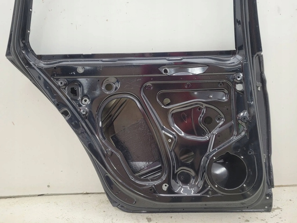 фото №13, Skoda superb iii 3 3v9 kombi 15+ дверь задняя задние левая fv