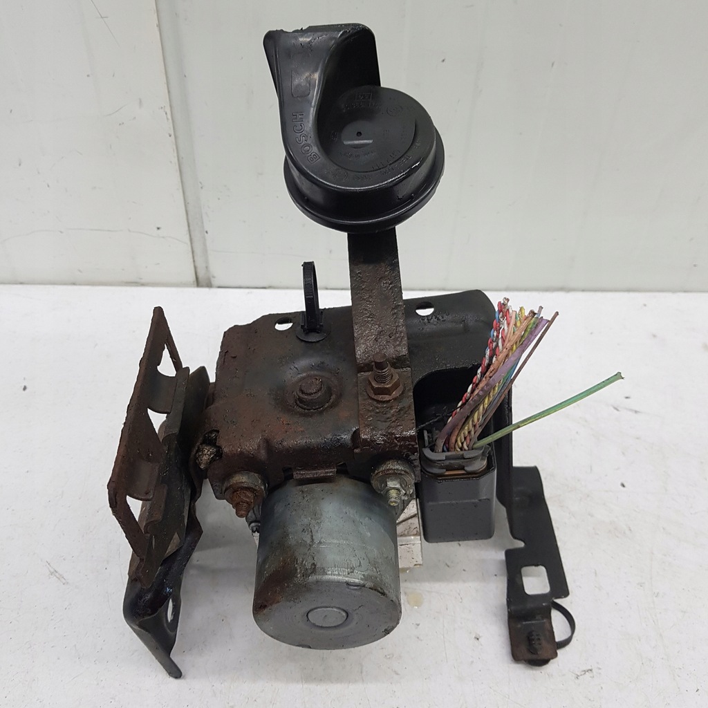 фото №1, Насос abs citroen c4 picasso 1 9665106680