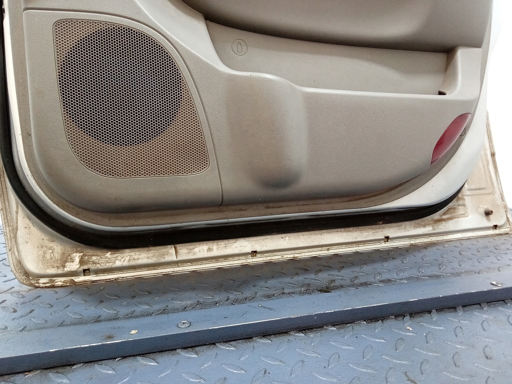 фото №9, Kia carnival ii vq двері перед праве передні