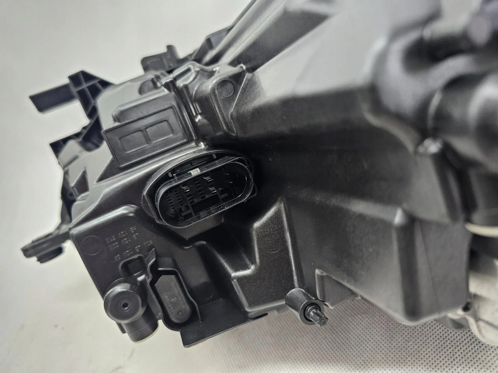 Skoda octavia iv 4 фара перед передняя левая full led демонтаж 5e4941015a Оригинал