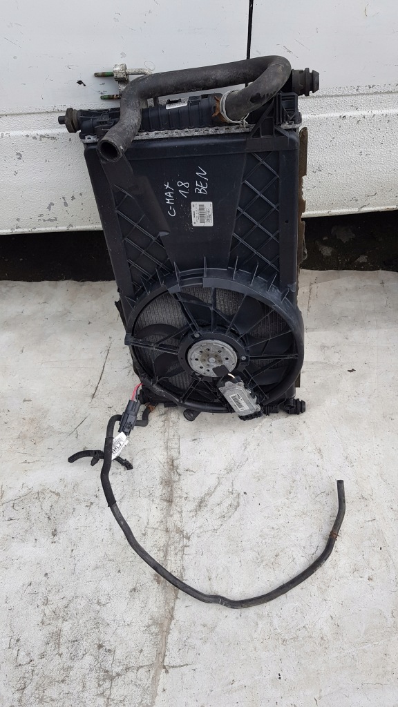 Купити Радіатор вентилятор ford c-max 1.8