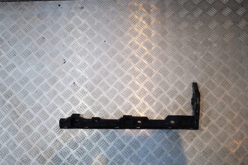 Купити Mercedes w190 напрямна кронштейн поріг a1906980927