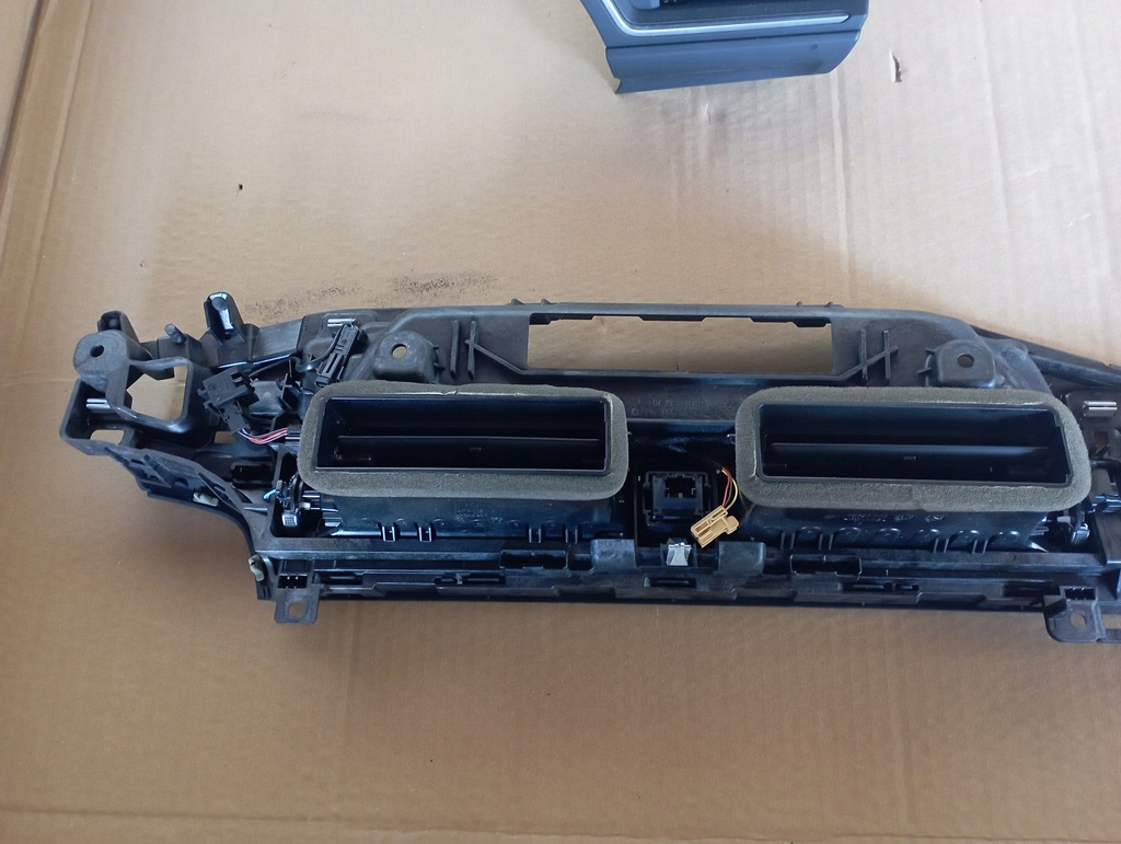 фото №6, Audi a4 b9 решётки обдув консоли решётка