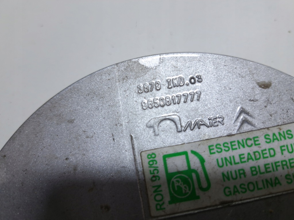 фото №3, Citroen c4 i 3d крышка заливной топлива