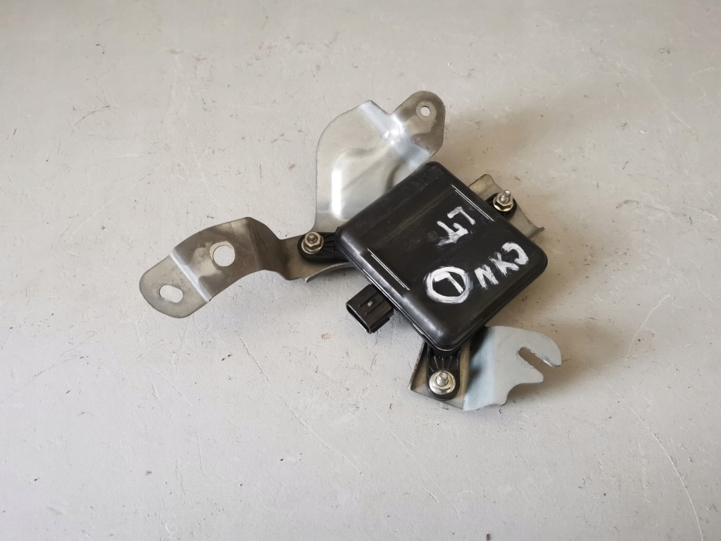 Купити Mazda cx-5 2 17- радар датчик мертвого pola лівий задній kb8c-67y30l