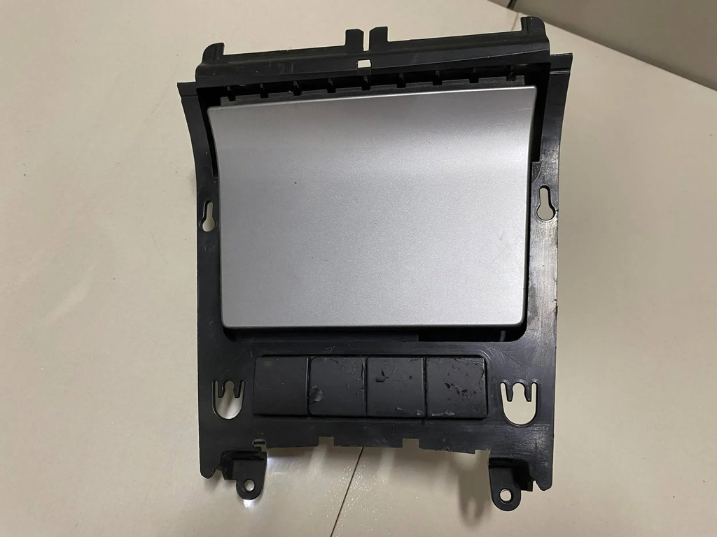 фото №1, Vw golf v пепельница 1k0857961