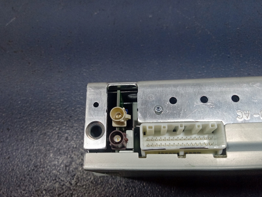 фото №5, Renault megane iv радио bluetooth 281152394r