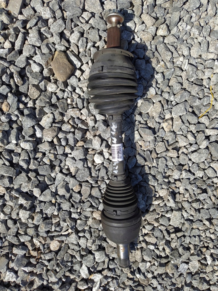 фото №1, Mercedes w176 2.2 cdi приводной вал левая a2463303100