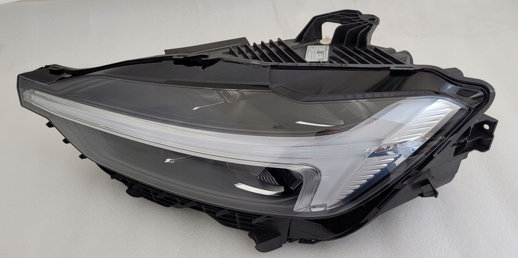 фото №1, Лампа левая передняя перед mid led volvo xc60 ii lift 32337374