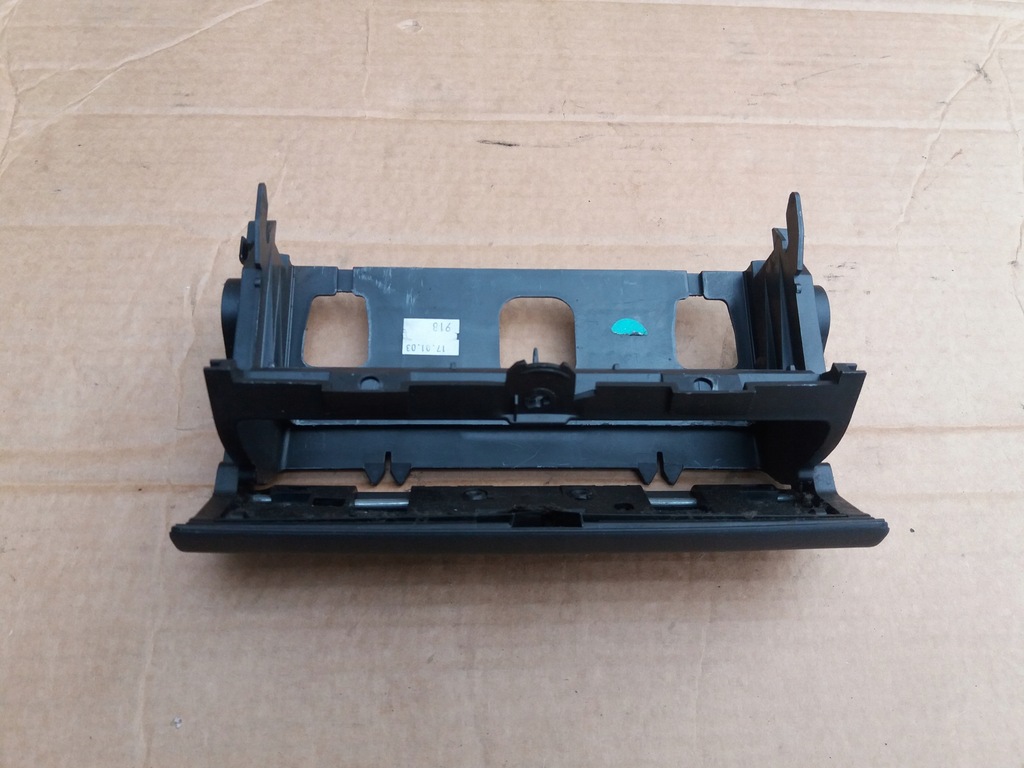 фото №2, Полиця бардачок консолі peugeot 807