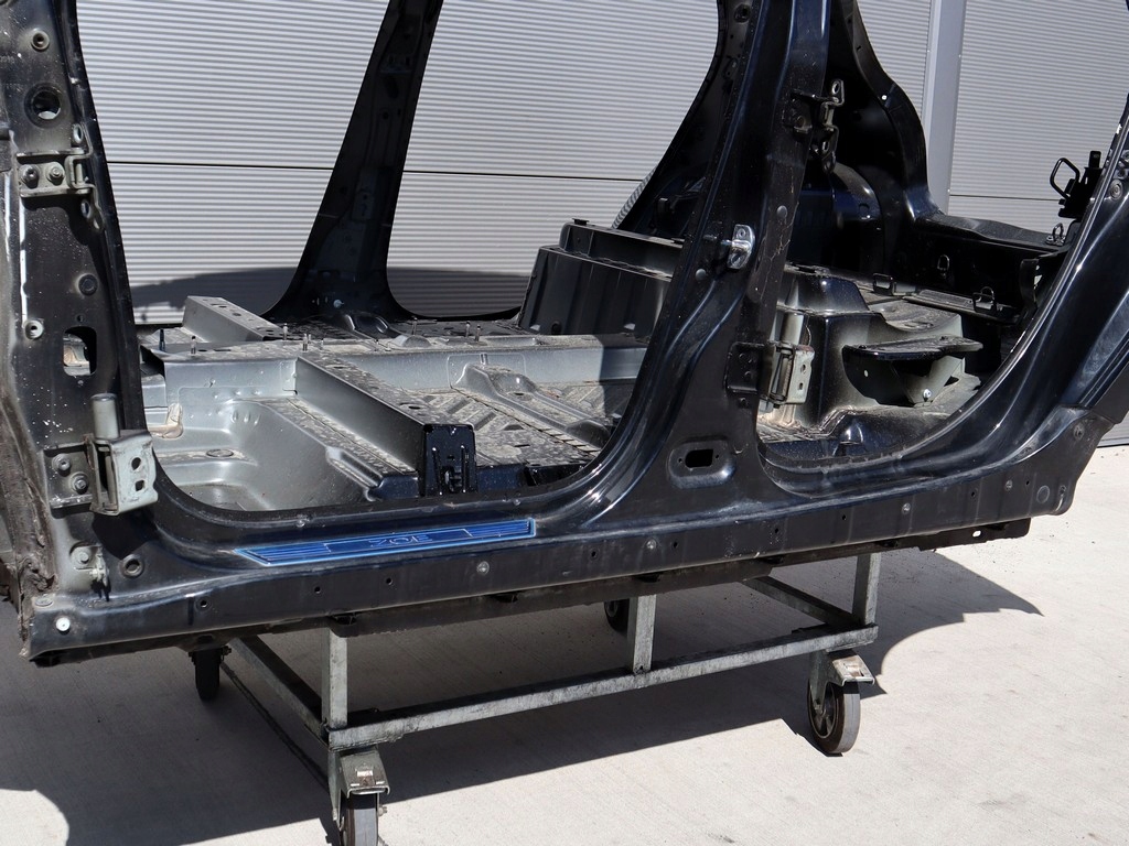 фото №1, Порог левый блок двигателя средний renault zoe 12-22 r. tegne