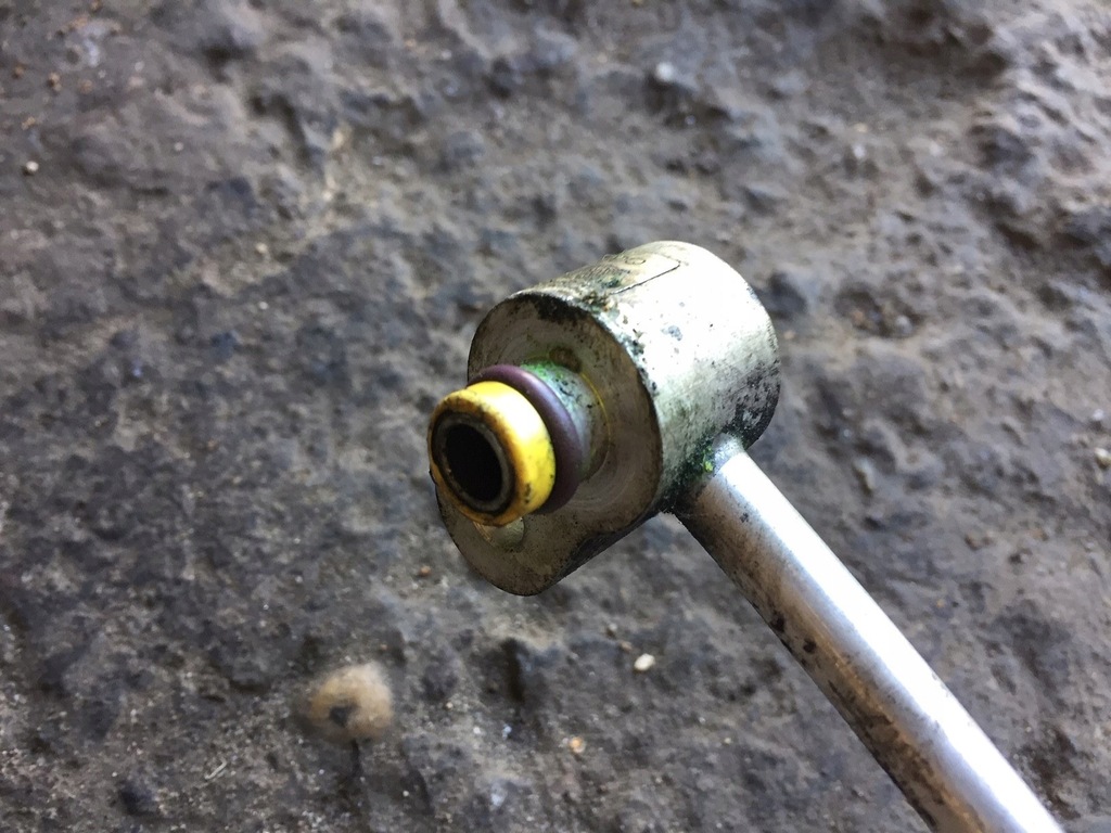 фото №6, Audi q7 4l 3.0 tdi шланг кондиціонера 7l6820750l