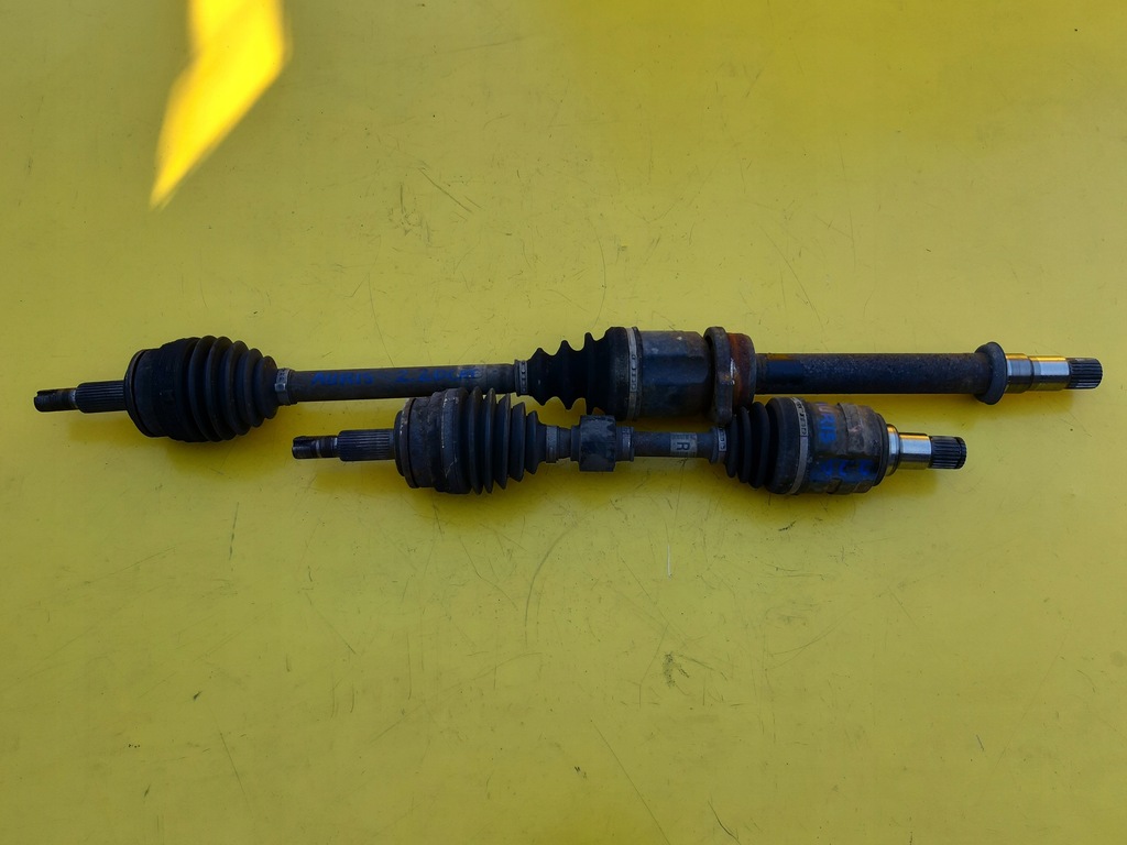 фото №1, Toyota auris i приводной вал левая правая перед 2.2d