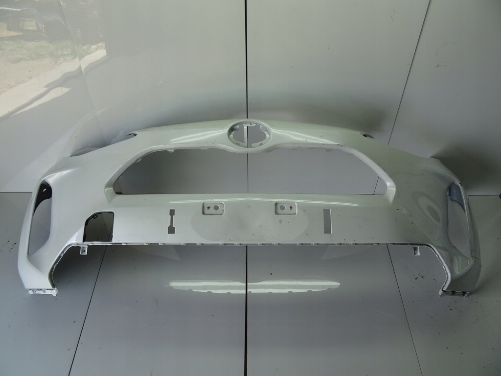 фото №1, Toyota yaris cross 21- бампер перед передний /////