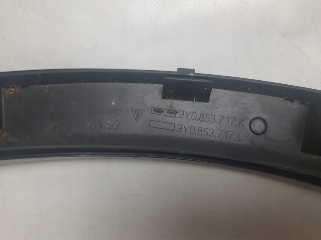 фото №9, Porsche cayenne 17- молдинг крыла левая 9y0853717