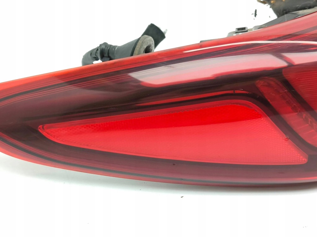 фото №11, Hyundai kona i 2019 левая сторона лампы задние