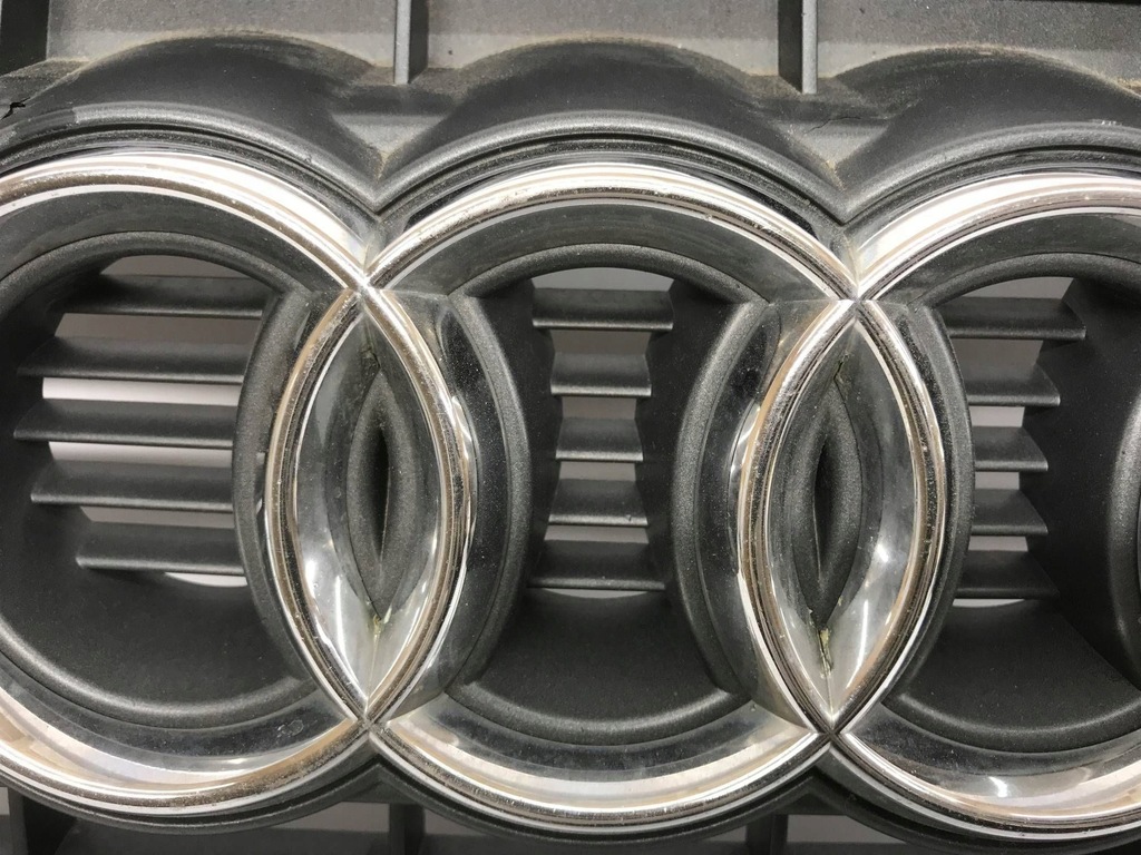 фото №6, Audi a4 s4 b8 8k 2015 накладка / решётка радиатора / 8k0853651