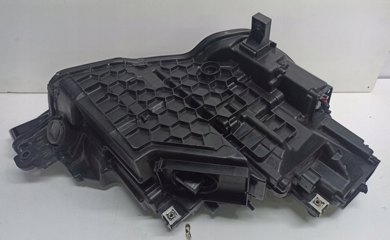 Купить Audi e-tron full led 19- фара лампа передняя левая 4ke941039