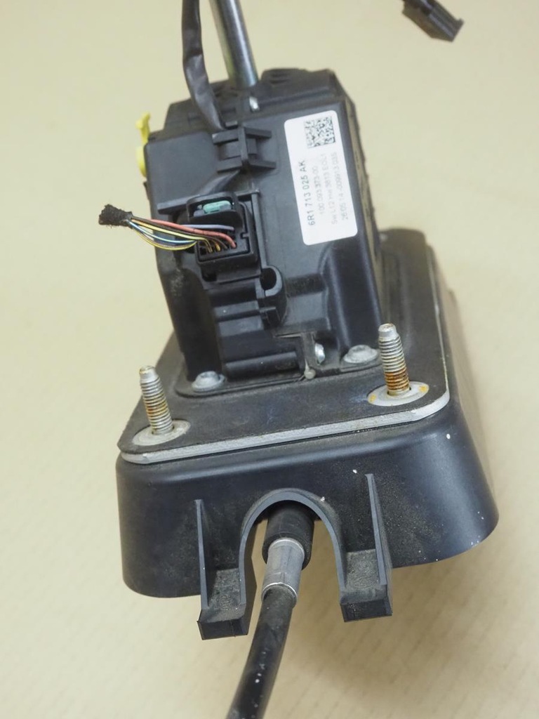 фото №11, Audi a1 8x домкрат перемикання передач автоматична коробка передач 6r1713025ak