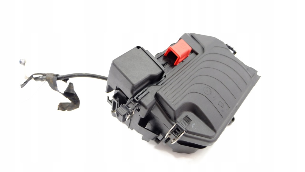 Купити Mercedes gla 156 корпус запобіжників